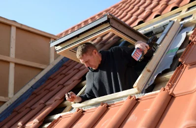 Pose de fenêtres de toit Velux à Landas